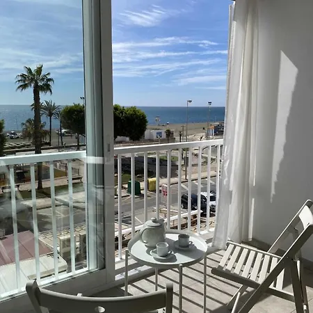2 Frontal Al Mar 3 Apartment